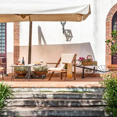 Archirafi Garden Holiday home