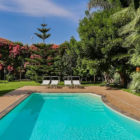 Holiday home Archirafi Garden *